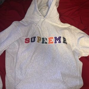 SUPREME HOODIE